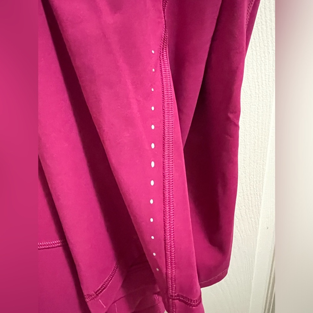 Like New Lululemon Swift Speed High-Rise Tight 28" Wild Berry Size 20 - Picture 7 of 7